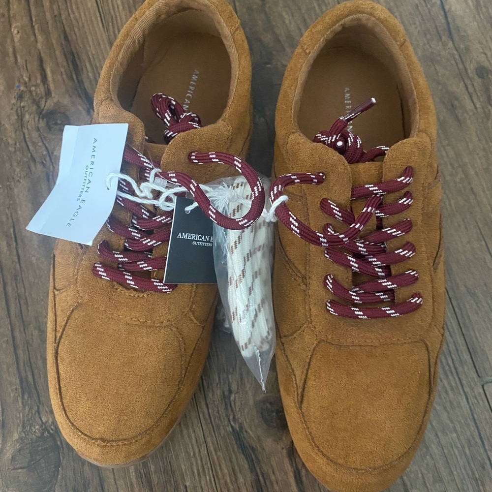 American Eagle outfitters woman 6Casual Suede Lace-Up Sneaker - Chestnut Brown - Picture 6 of 9